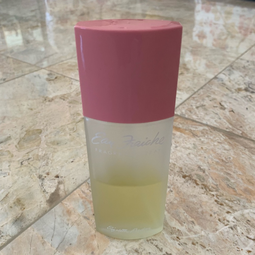 VTG Eau Fraiche Elizabeth Arden Fragrance Spray 1/2 Bottle PARTIAL DISCONTINUE